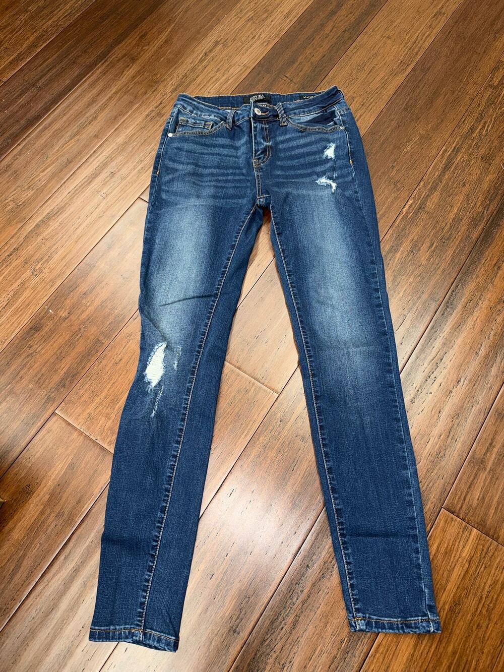 Judy Blue mid-rise distressed denim skinny jeans, size: 5 27